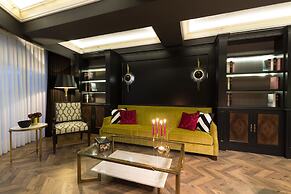 DoubleTree by Hilton Hotel Izmir Airport