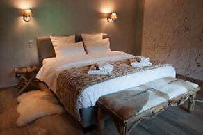River Lodge