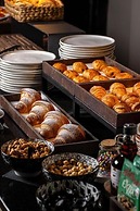 Roma Luxus Hotel