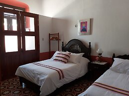 Casa de Zari B&B