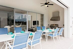 Villa Villa Contempo 5 Bedroom Reunion