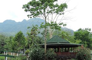 Khunnam Rimtarn Resort