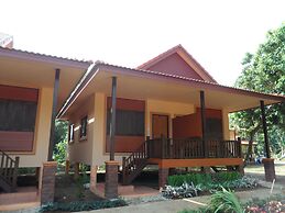 Khunnam Rimtarn Resort