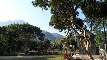 Khunnam Rimtarn Resort