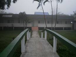 Khunnam Rimtarn Resort