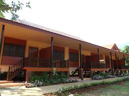 Khunnam Rimtarn Resort