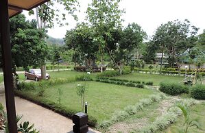 Khunnam Rimtarn Resort