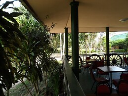 Khunnam Rimtarn Resort