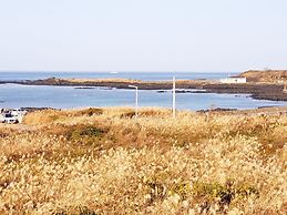 Morning Beach Pension