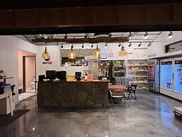 Morning Beach Pension