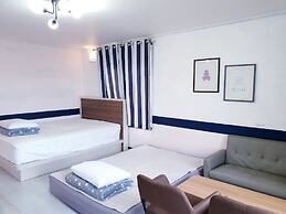 Morning Beach Pension