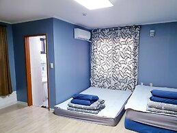 Morning Beach Pension