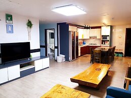 Morning Beach Pension