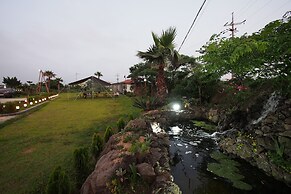 Morning Beach Pension