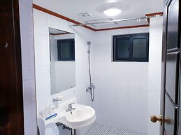 Morning Beach Pension