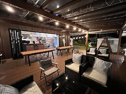 Morning Beach Pension