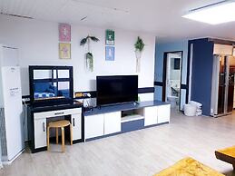 Morning Beach Pension