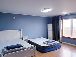 Morning Beach Pension