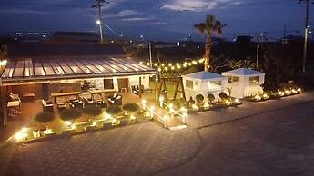 Morning Beach Pension