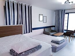 Morning Beach Pension