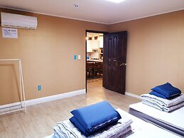 Morning Beach Pension