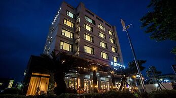 Haerian Hotel