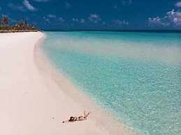 Dhigufaru Island Resort