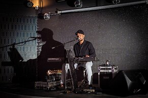 Dhigufaru Island Resort