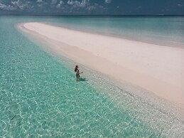 Dhigufaru Island Resort