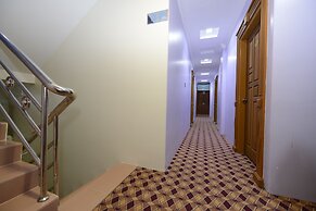 Win Star Hotel
