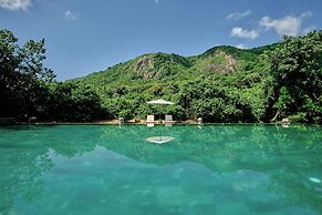 Poulo Condor Boutique Resort and Spa