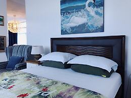 Holland Lodge Paramaribo