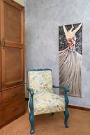 Shangri-La Manor - Adults Only