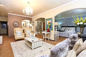 Shangri-La Manor - Adults Only