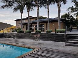 Shangri-La Manor - Adults Only