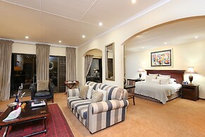 Shangri-La Manor - Adults Only