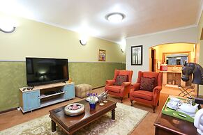 Shangri-La Manor - Adults Only