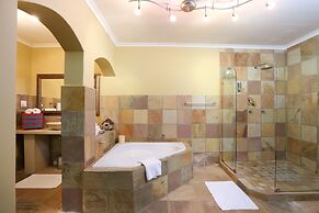 Shangri-La Manor - Adults Only