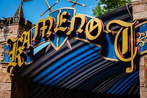 Hotel Kamelot