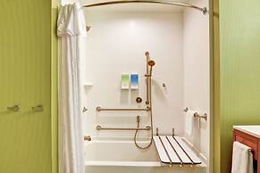 Home2 Suites by Hilton Charlotte Airport