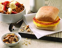 Home2 Suites by Hilton Charlotte Airport