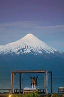 Hotel AWA Puerto Varas