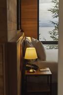 Hotel AWA Puerto Varas