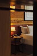 Hotel AWA Puerto Varas