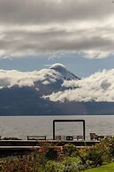 Hotel AWA Puerto Varas