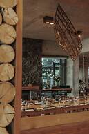 Hotel AWA Puerto Varas