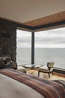 Hotel AWA Puerto Varas