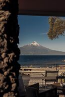 Hotel AWA Puerto Varas