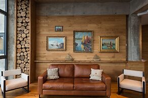 Hotel AWA Puerto Varas