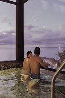 Hotel AWA Puerto Varas